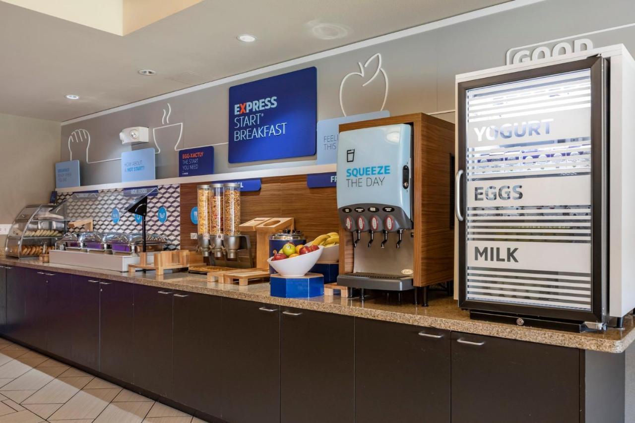 Holiday Inn Express & Suites Indio - Coachella Valley By Ihg Exterior foto