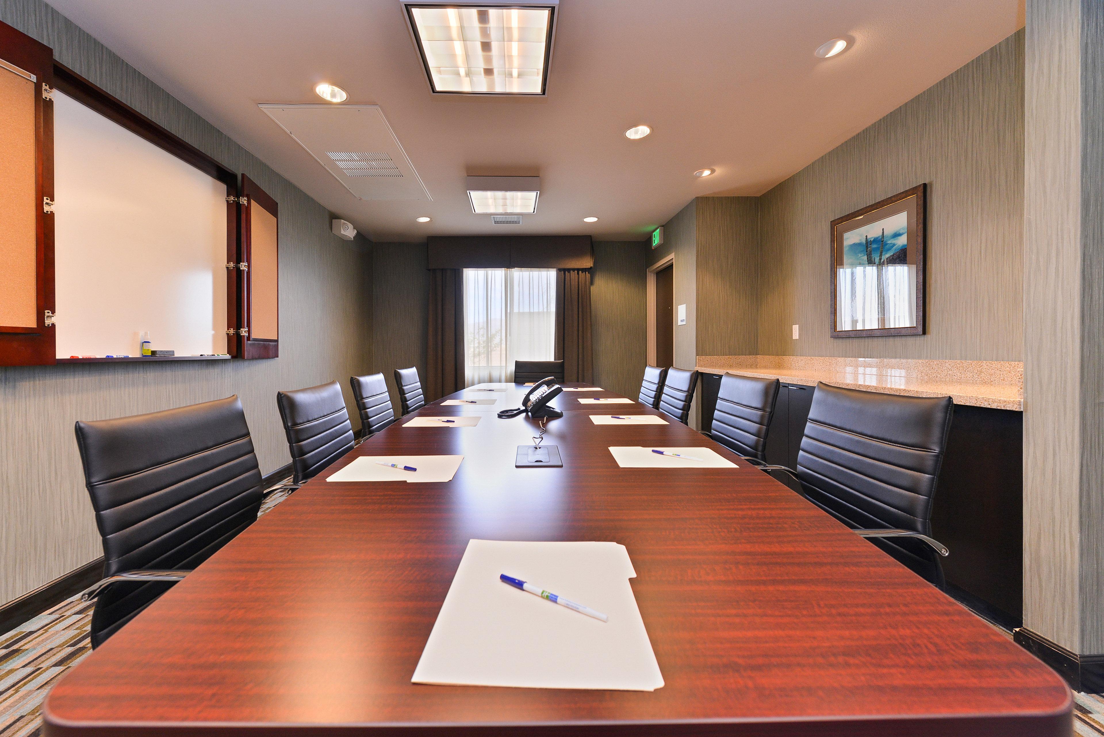 Holiday Inn Express & Suites Indio - Coachella Valley By Ihg Exterior foto