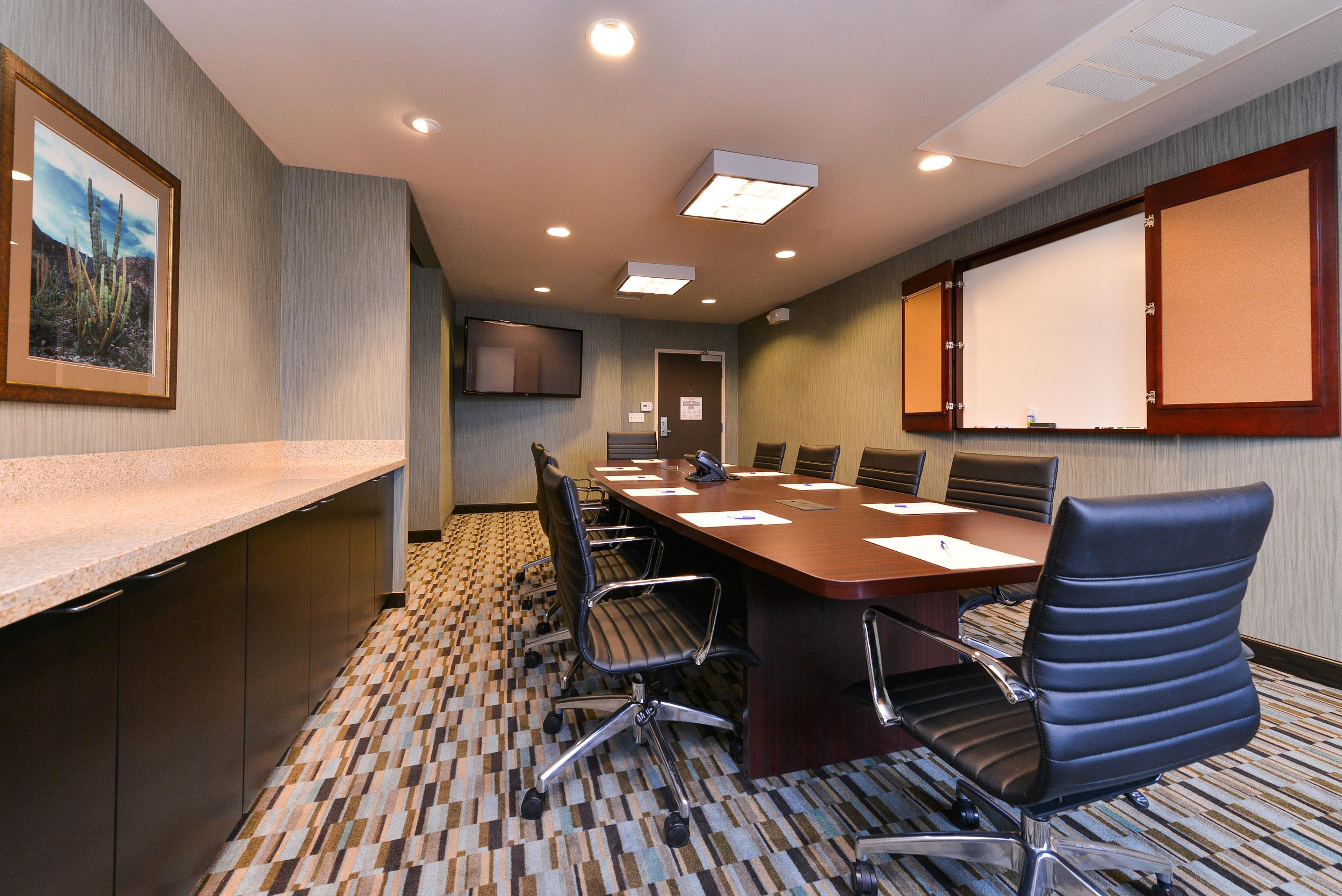 Holiday Inn Express & Suites Indio - Coachella Valley By Ihg Exterior foto